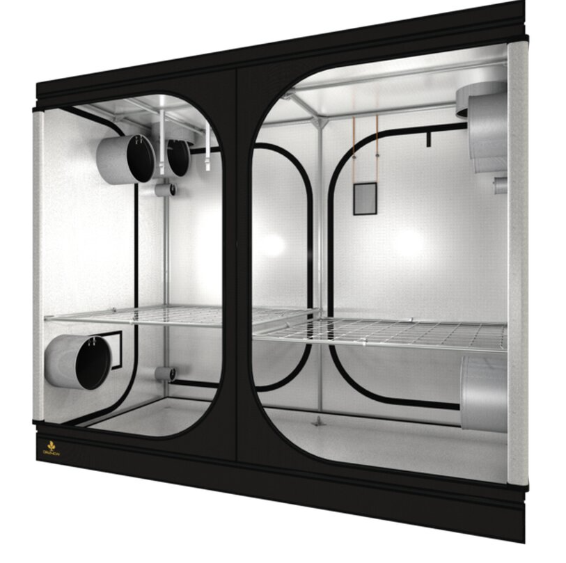 Secret Jardin Dark Room 240W R4.0 237x120x200 cm