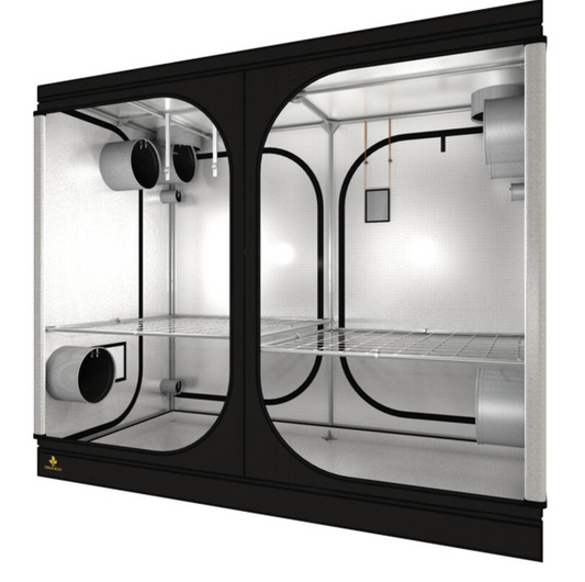 Secret Jardin Dark Room 240W R4.0 237x120x200 cm